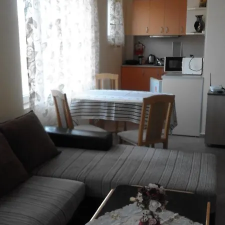 דירה Sea Sounds *